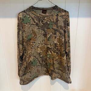 Vintage Classics Advantage Camouflage Print Long Sleeve Pocket T-Shirt